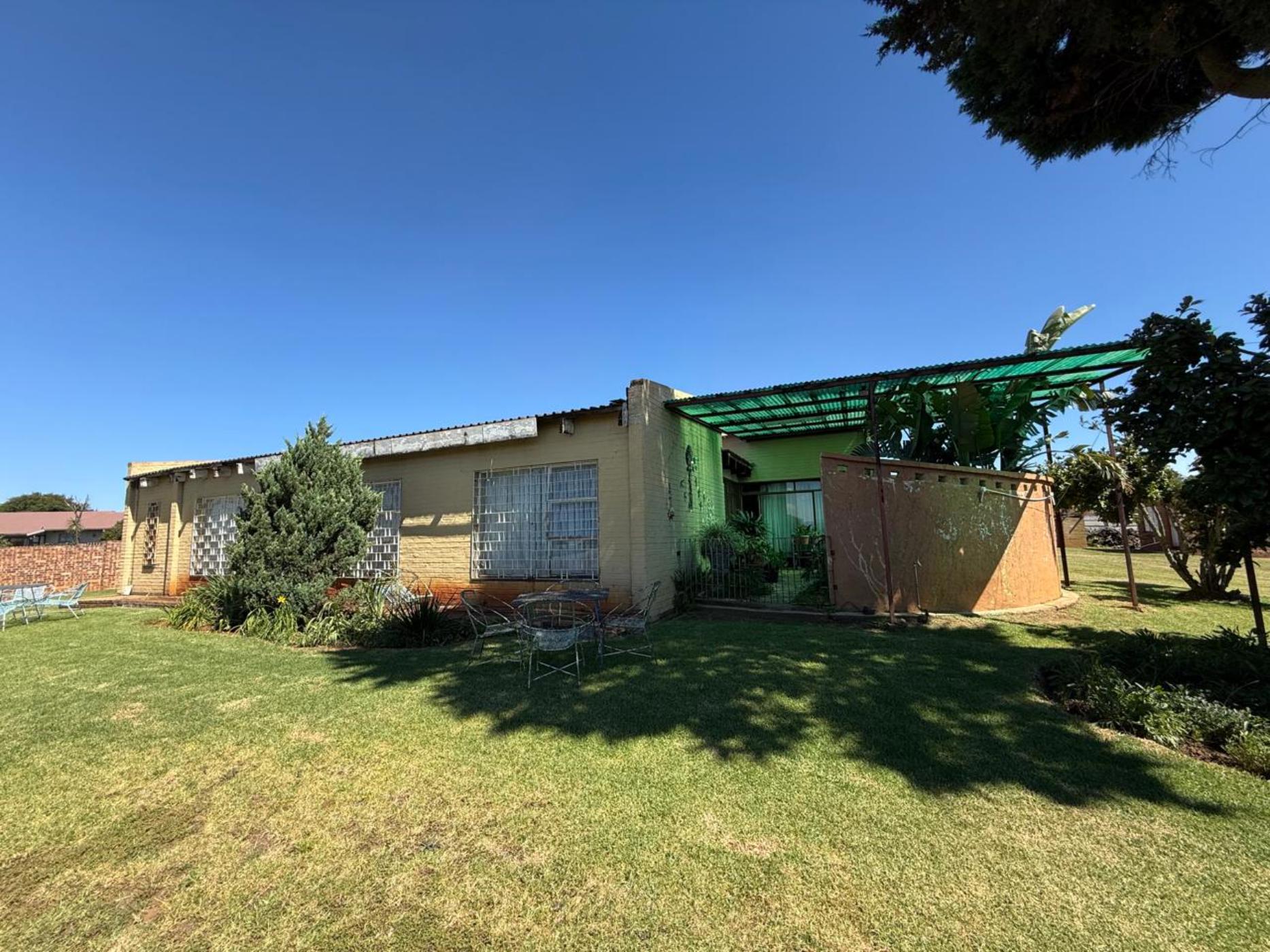 House for sale in Machadodorp, Mpumalanga - 1DS1731190