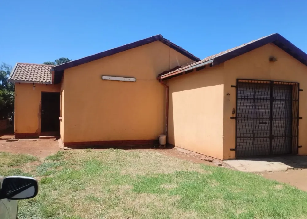 House for sale in Hlalamnandi - 1MD1730649 House for sale in Hlalamnandi - 1MD1730649