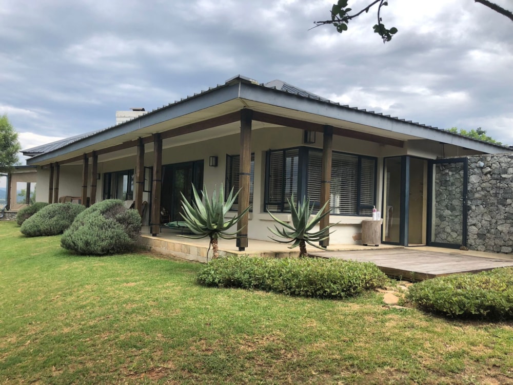 Security estate home for sale in Mbombela Rural (Nelspruit Rural) - 1NS1730708