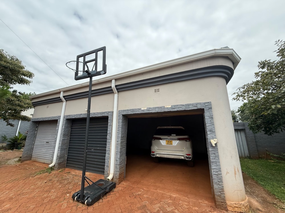 Single-storey house for sale in Shawasha Hills, Zimbabwe - 3ZB1732789