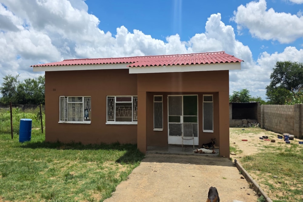 House for sale in Bulawayo, Zimbabwe - 3ZB1730694