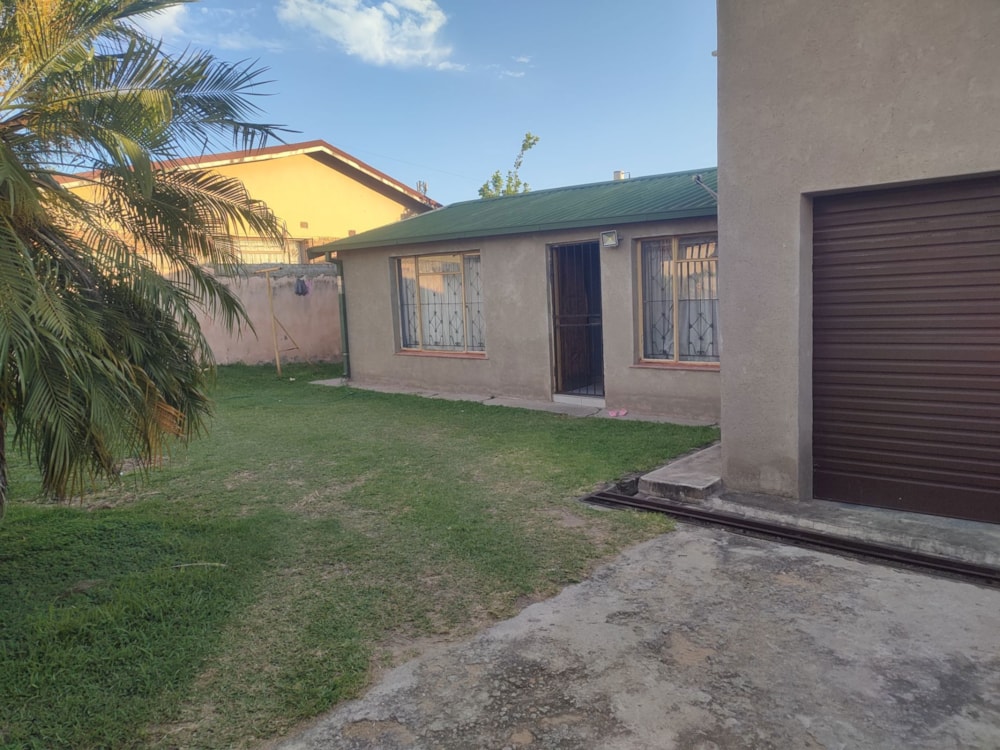 House for sale in Kanyamazane - 1NS1730738 House for sale in Kanyamazane - 1NS1730738