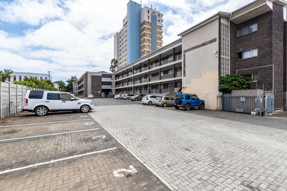 Apartment for sale in Southernwood, East London - 1EZ1730991