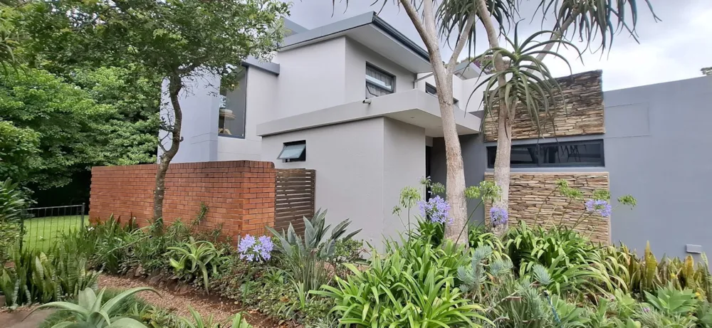 Townhouse let in Kloof - 1KF1730771