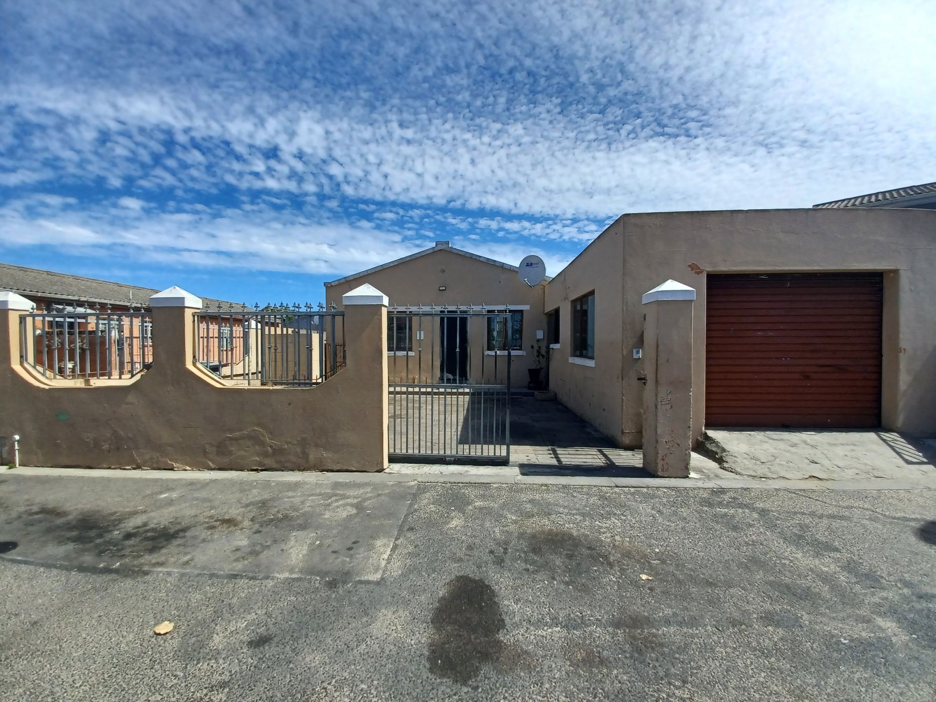 House for sale in New Woodlands - 1MN1731925