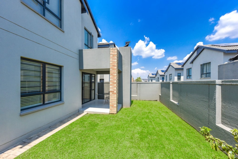 Townhouse for sale in Craigavon - FW1731161