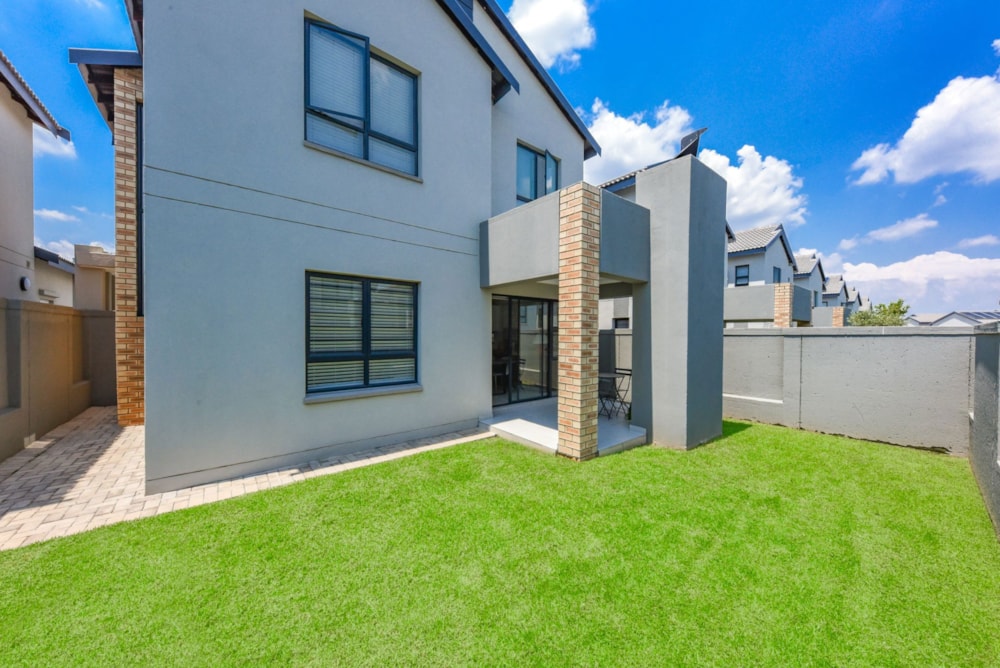 Townhouse for sale in Craigavon - FW1731161