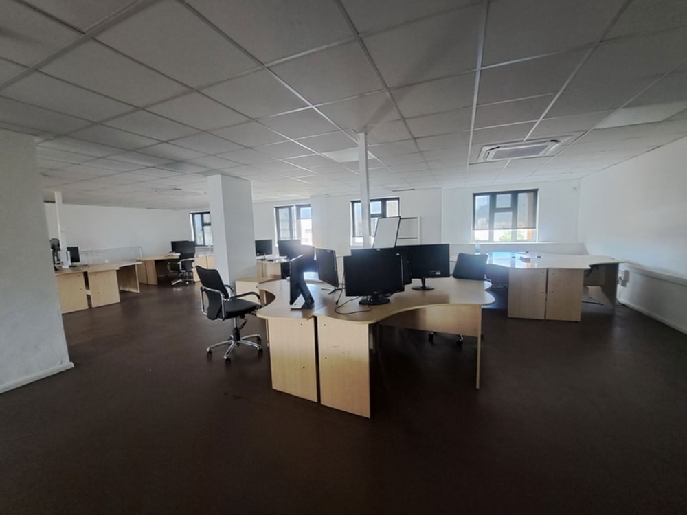 Commercial office to rent in Quatre Bornes, Mauritius - MUR1730921