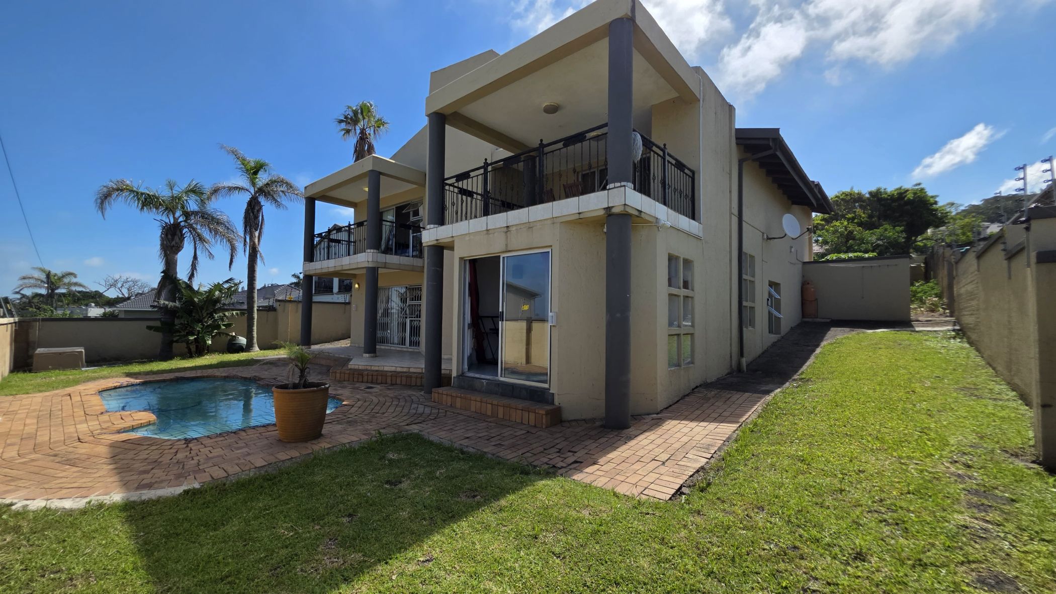 House for sale in Uvongo - 1PSH1731065