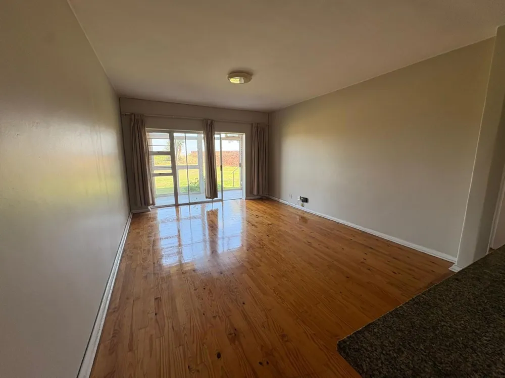 Apartment let in Bluewater Bay, Port Elizabeth, Gqeberha - 1PLZ1730967