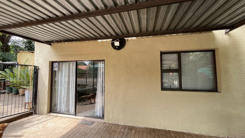 Bachelor apartment to rent in Phalaborwa - 1PW1731088 Bachelor apartment to rent in Phalaborwa - 1PW1731088