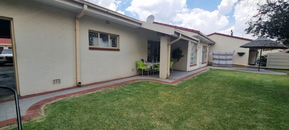 Townhouse for sale in Three Rivers North - 1VT1733264