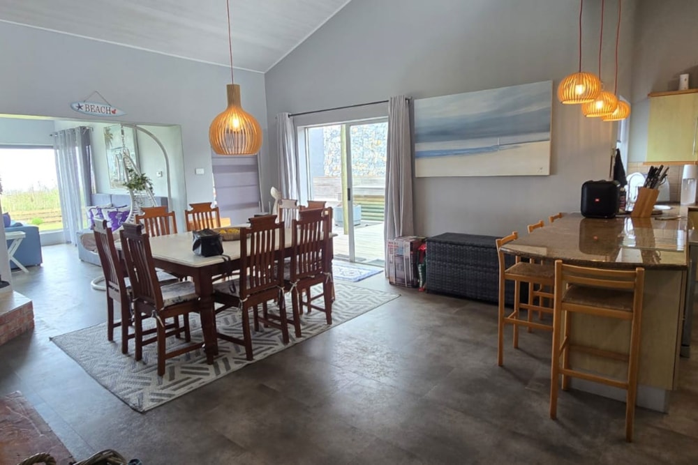 Double-storey house to rent in Cape St Francis - 1SA1731166