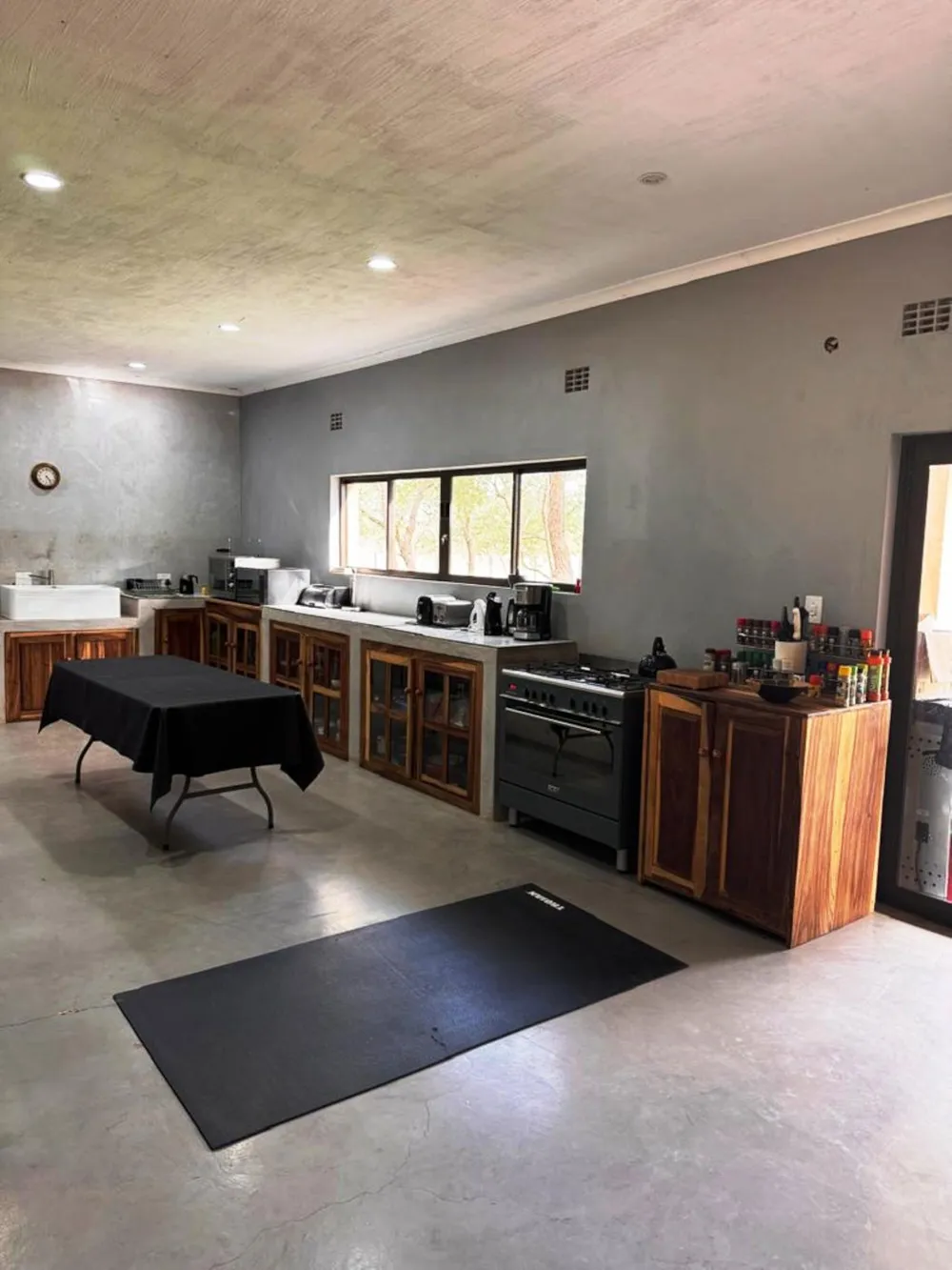 House for sale in Ghanzi, Ghanzi District, Botswana - 3BO1731172 House for sale in Ghanzi, Ghanzi District, Botswana - 3BO1731172