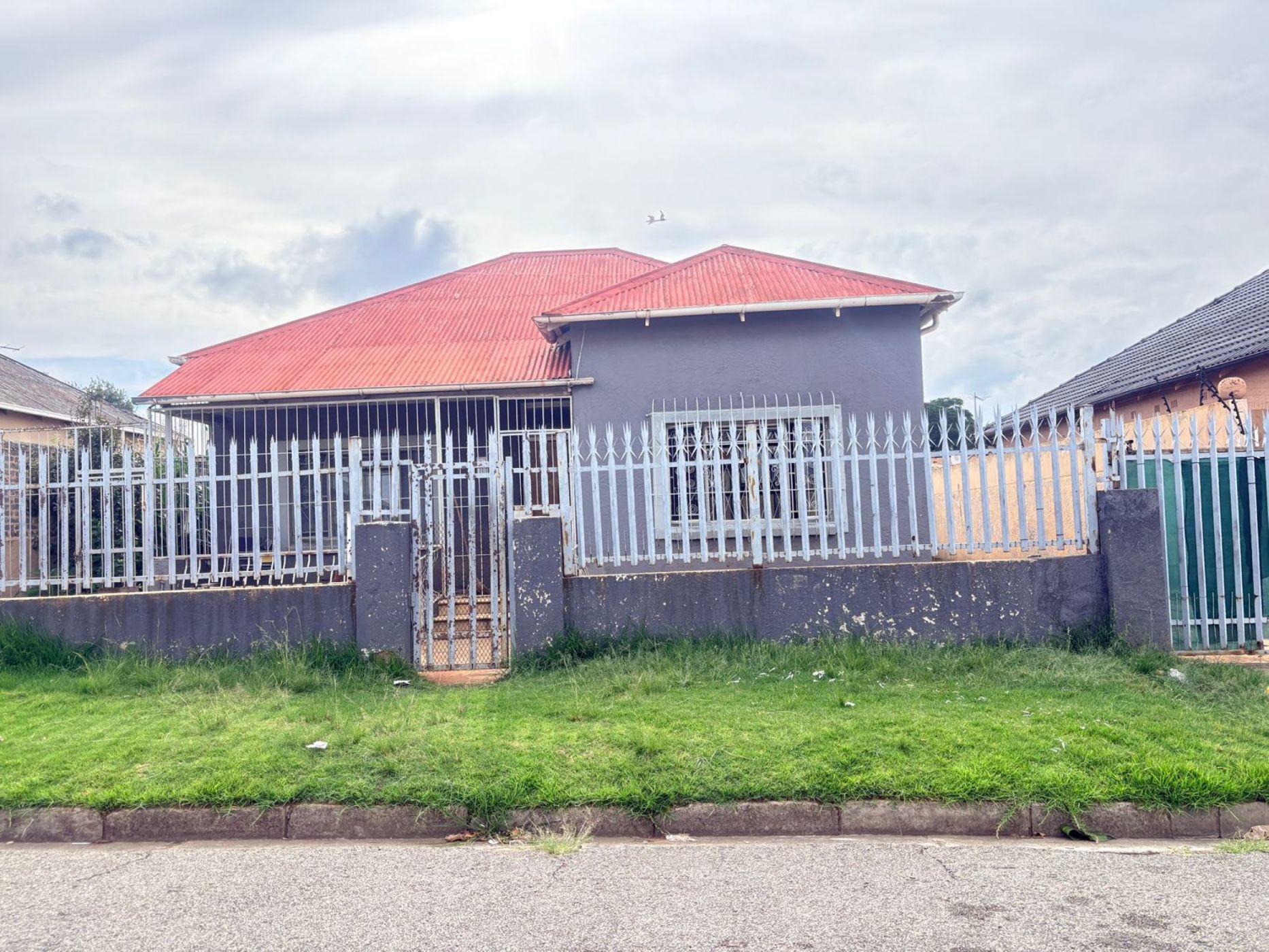 House for sale in Regents Park - 1GV1731610