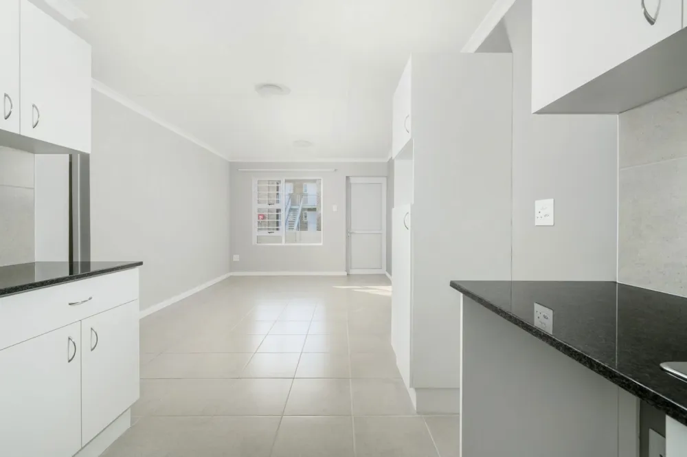 Apartment for sale in Fairview, Port Elizabeth, Gqeberha - 1PLZ1731177 Apartment for sale in Fairview, Port Elizabeth, Gqeberha - 1PLZ1731177