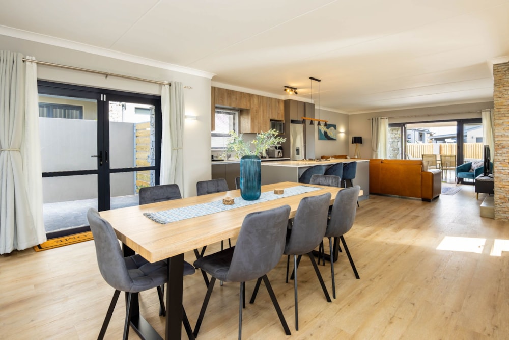 Townhouse to rent in Plettenberg Bay - 1KG1731263 Townhouse to rent in Plettenberg Bay - 1KG1731263