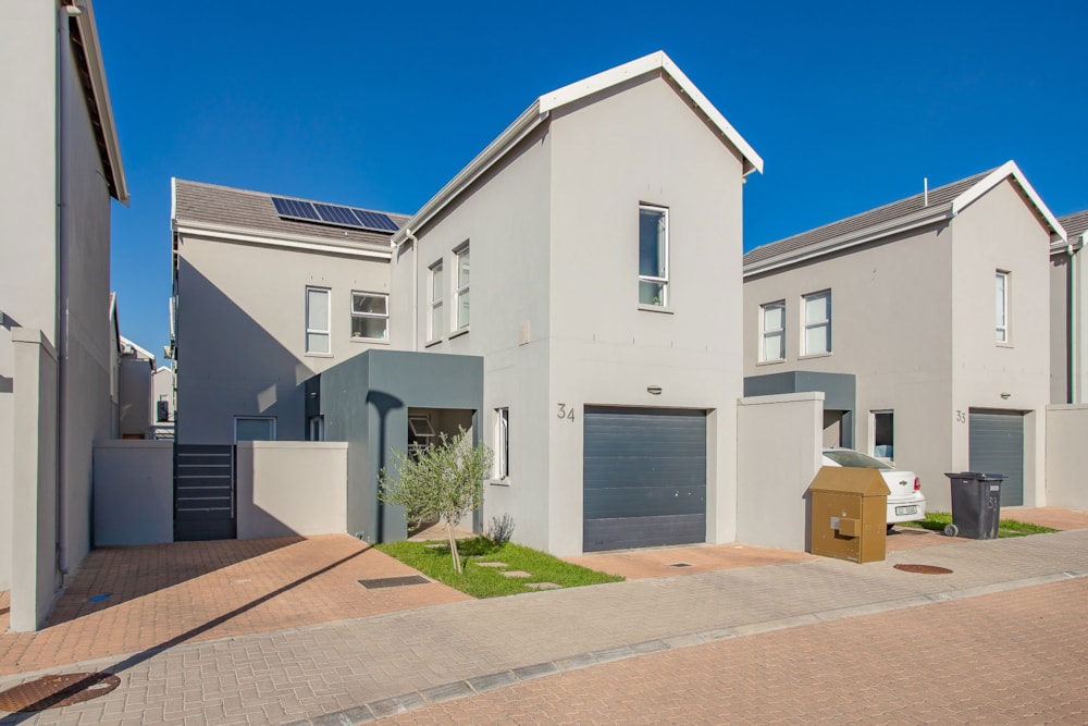 Townhouse for sale in Paarl - TK1733306 Townhouse for sale in Paarl - TK1733306