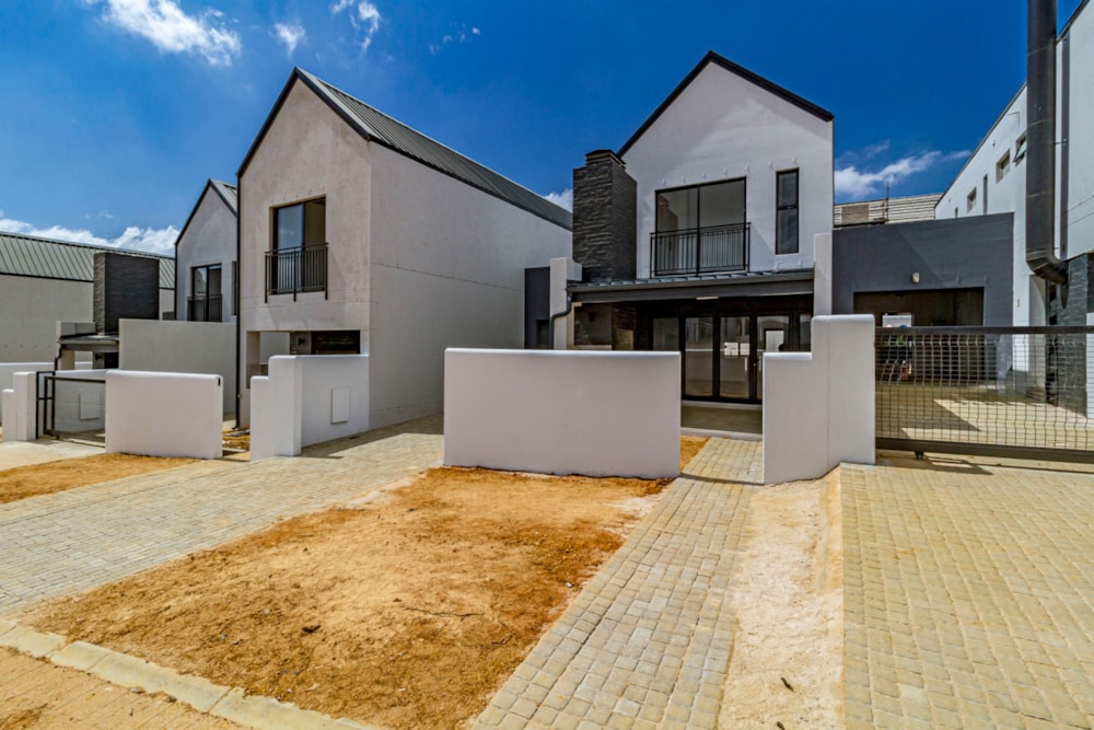 Townhouse to rent in Newinbosch - STL1731337