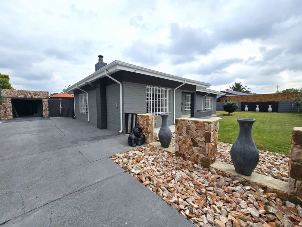 Single-storey house for sale in Heidelberg, Gauteng - 1SP1731406