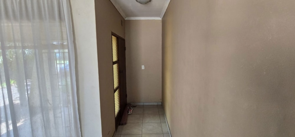 House for sale in Vanderbijlpark SE 6 - 1VT1731469 House for sale in Vanderbijlpark SE 6 - 1VT1731469