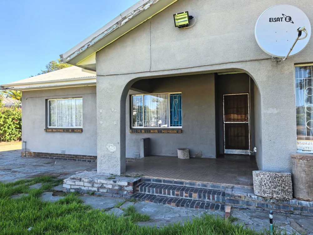 House sold in Beaufort West - 1KK1731455 House sold in Beaufort West - 1KK1731455