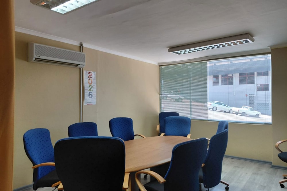 Commercial business for sale in Upington - 1KAH1731951