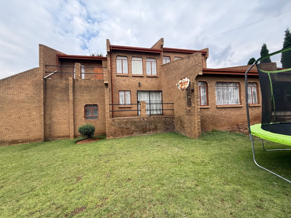 Double-storey house for sale in Reyno Ridge - 1WD1731541 Double-storey house for sale in Reyno Ridge - 1WD1731541