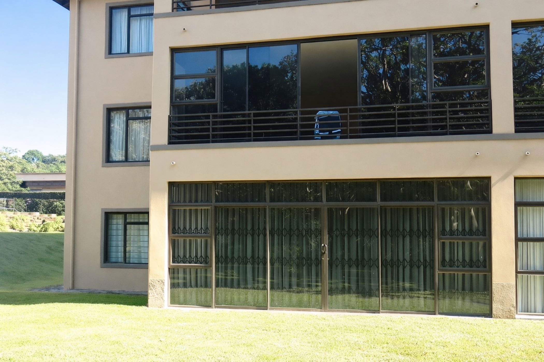 Townhouse to rent in St Michaels on Sea - 1PSH1731554