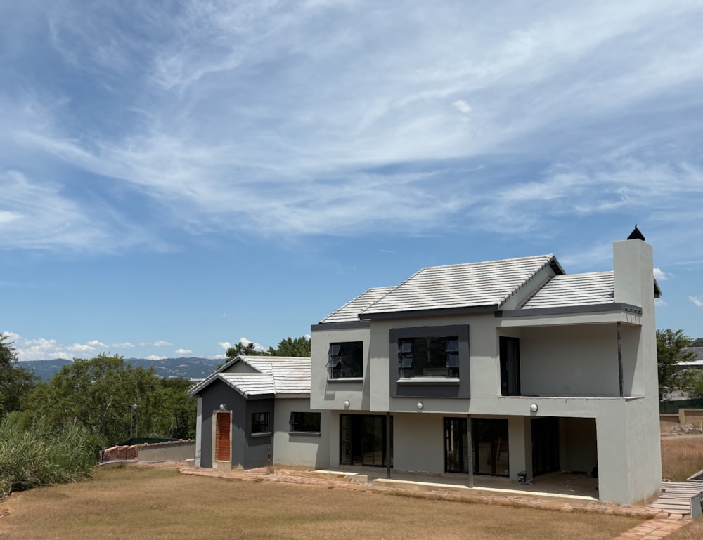 Double-storey house for sale in Riverside Industrial Park - 1NS1731628