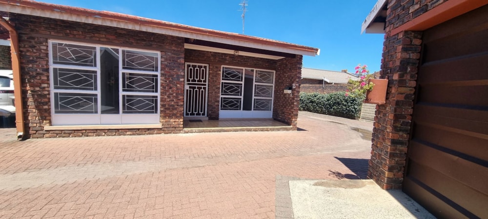 Townhouse for sale in Three Rivers North - 1VT1731619