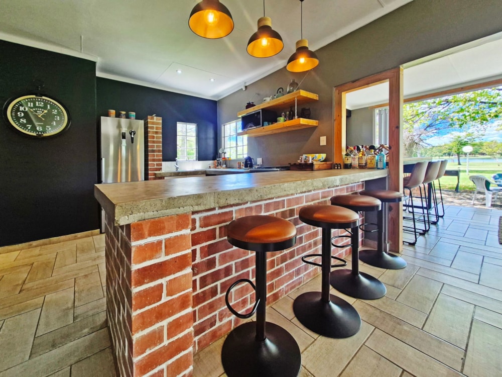 Security complex home for sale in Lochvaal - 1VT1732092 Security complex home for sale in Lochvaal - 1VT1732092