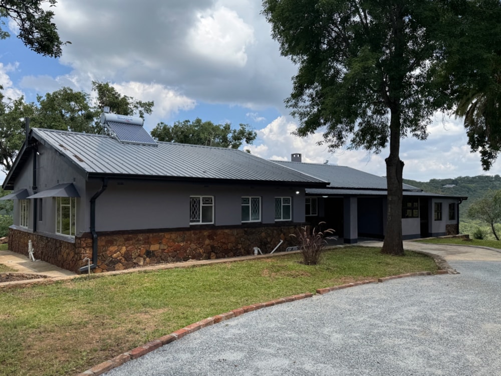 House to rent in Helensvale, Zimbabwe - 3ZB1731675