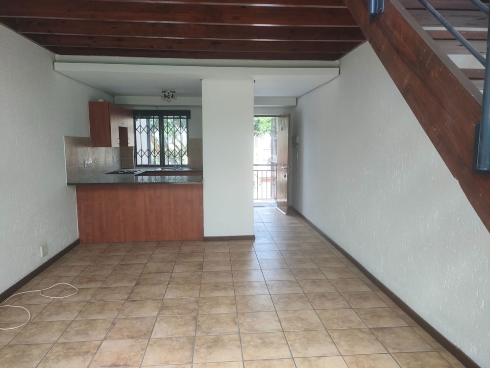 Loft to rent in Darrenwood - JBL1731732