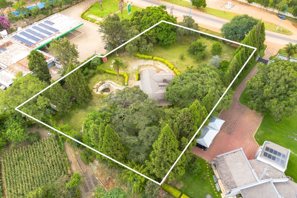 House for sale in Chisipite, Zimbabwe - 3ZB1731795