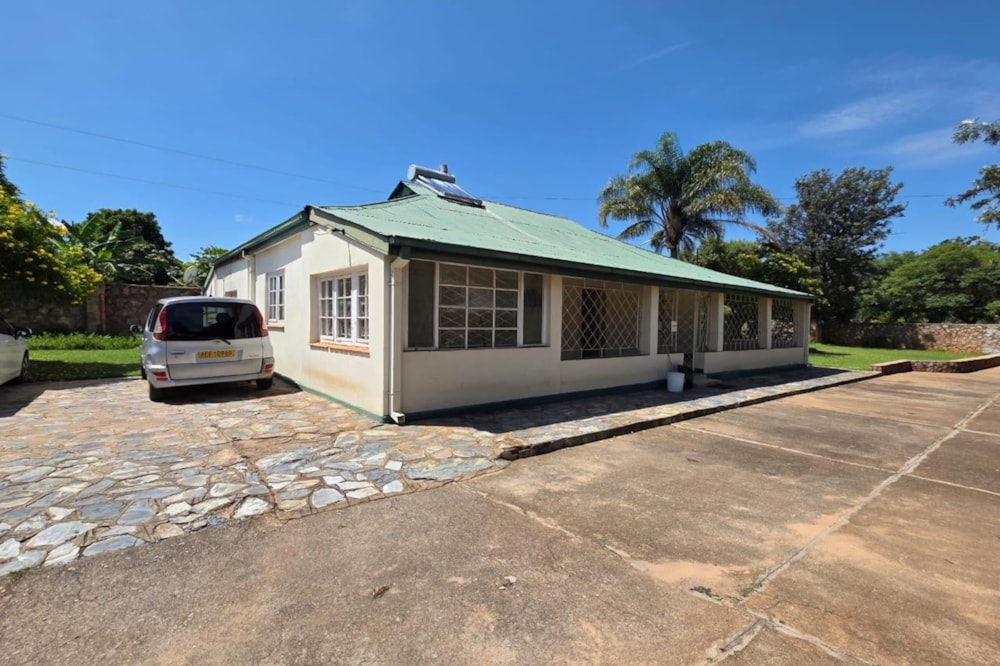 House for sale in Bellevue, Zimbabwe - 3ZB1731868