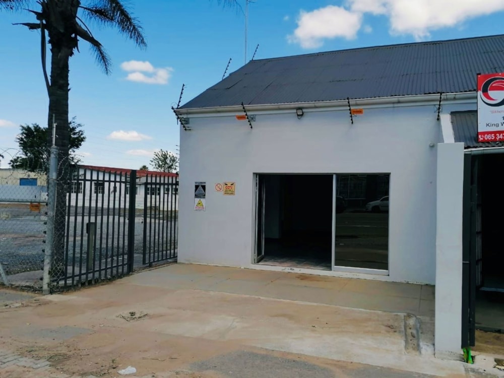 Commercial business to rent in King Williams Town (Qonce) - 1MH1731903