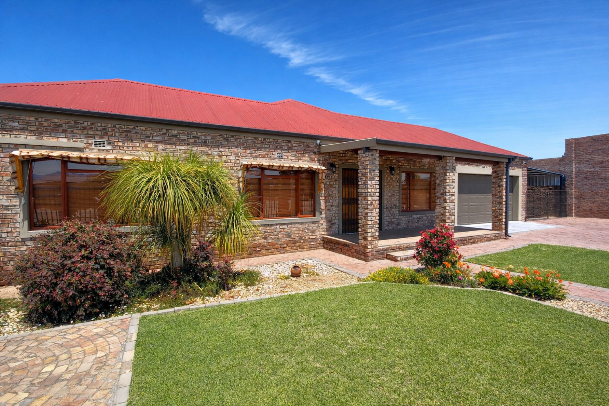 House for sale in West Bank, Oudtshoorn - Widok 2