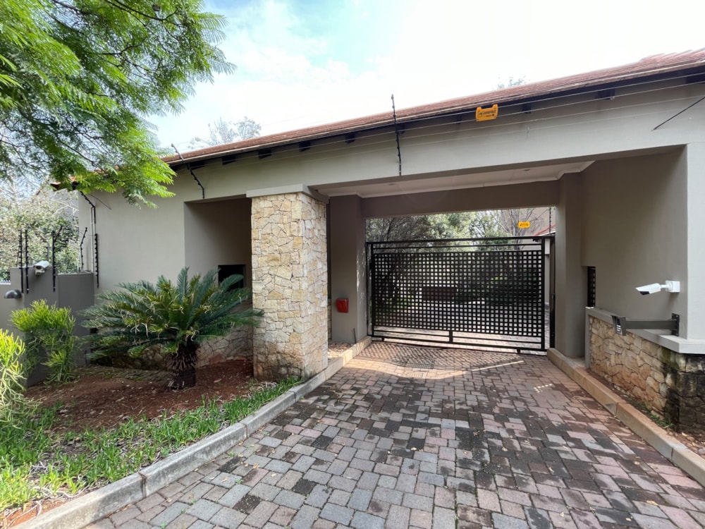 Double-storey cluster for sale in Waterkloof Ridge - PT1730178