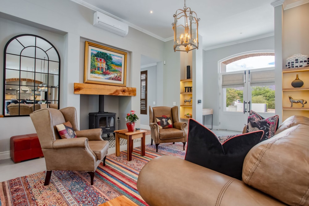 Security estate home for sale in Franschhoek - FWI1730533 Security estate home for sale in Franschhoek - FWI1730533