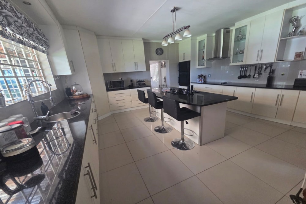 House for sale in Lushof A H - 1TA1729575