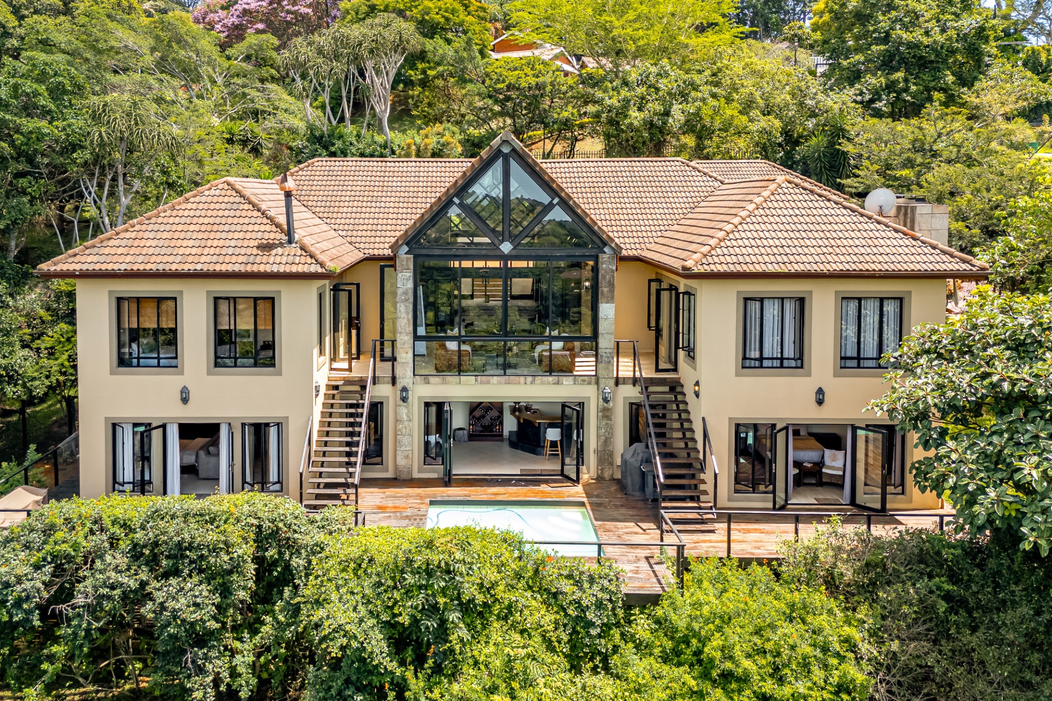 Property and Houses on Show in Upper Highway | Pam Golding Properties
