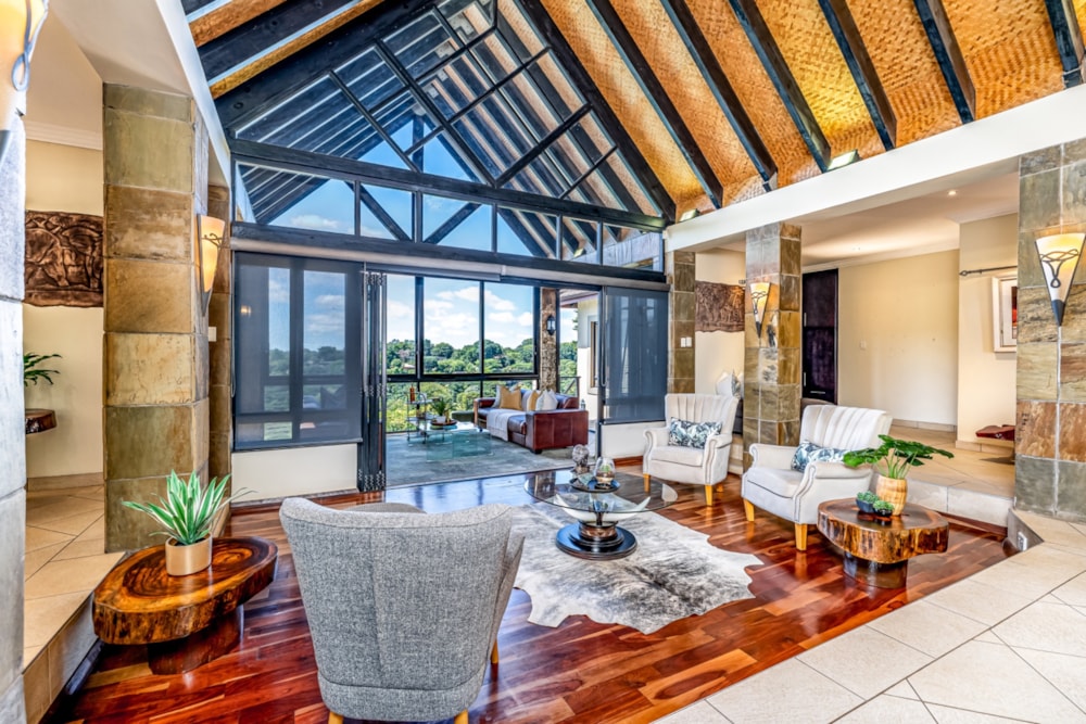 Double-storey house for sale in Kloof - 1KF1730245