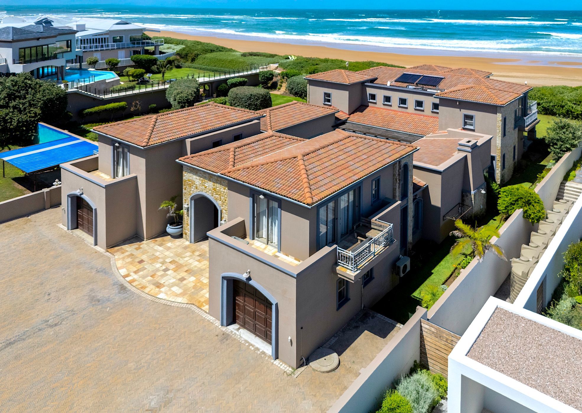 Double-storey house sold in Myoli Beach - 1SH1730011