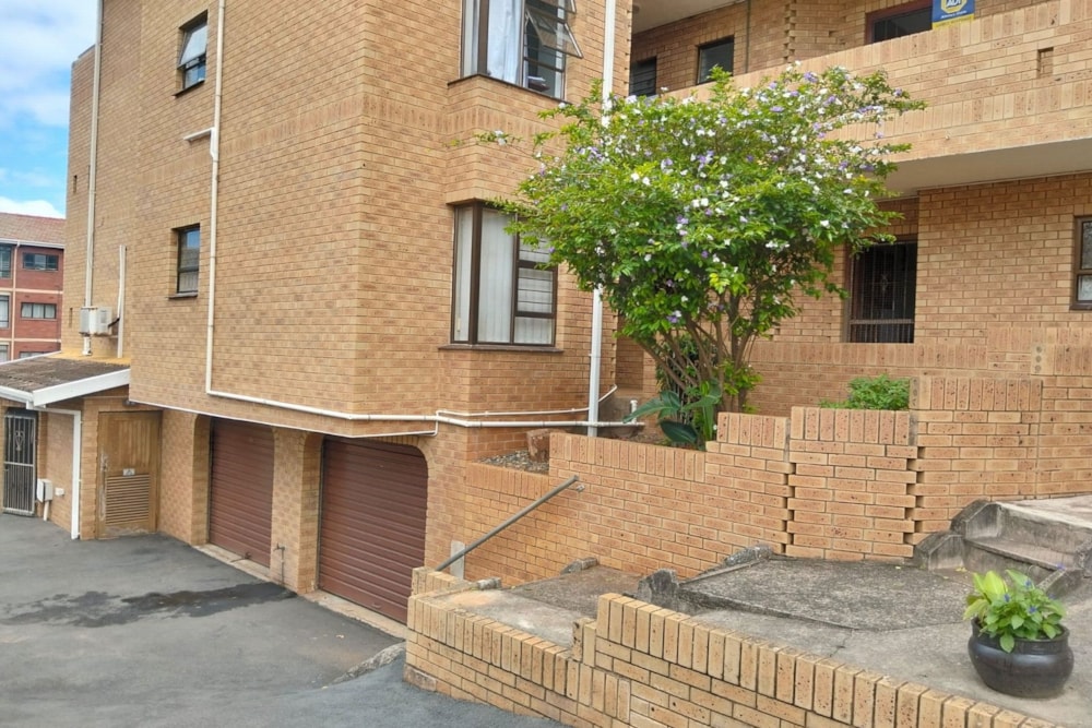 Apartment for sale in Amanzimtoti - 1WB1730525