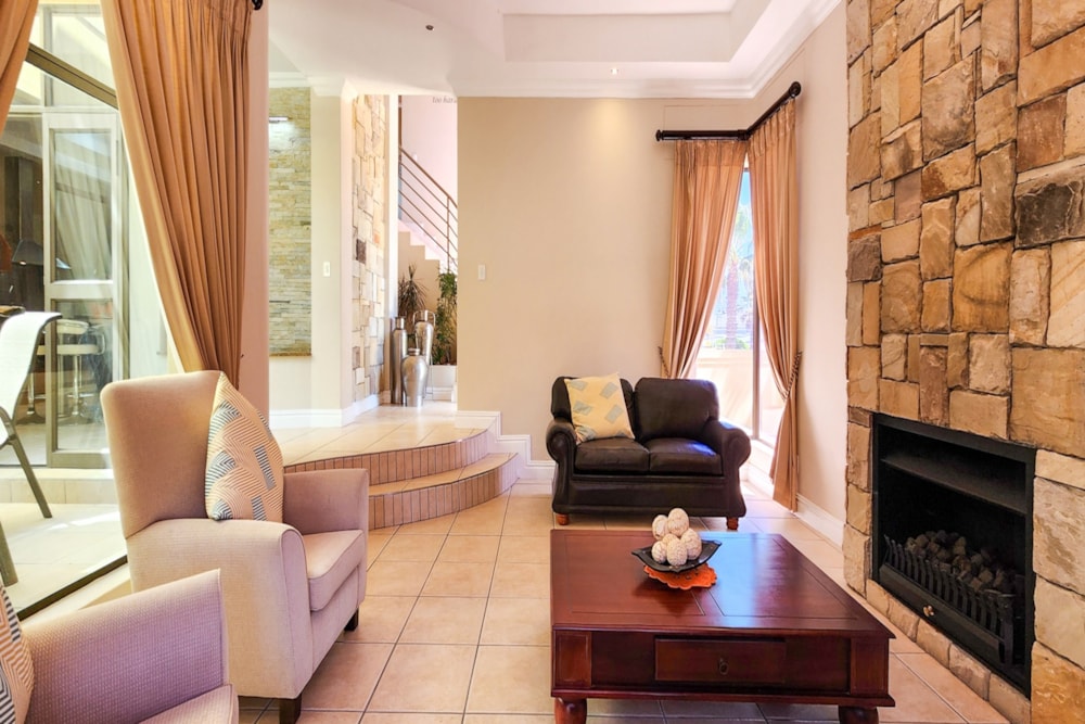 Double-storey house to rent in West Beach, Blouberg - 1TV1731110