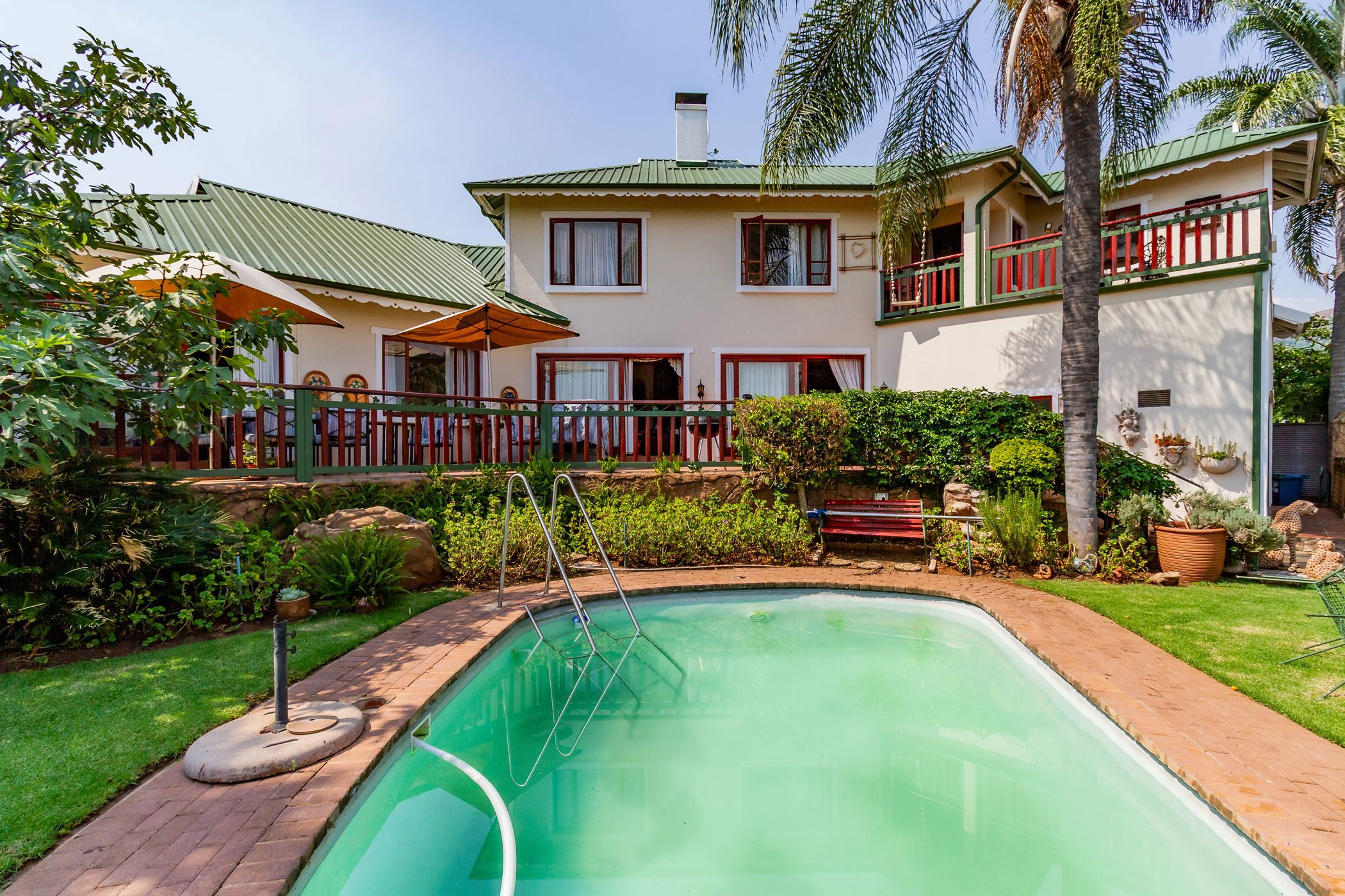 Golf estate house for sale in Caribbean Beach - 1HR1730749