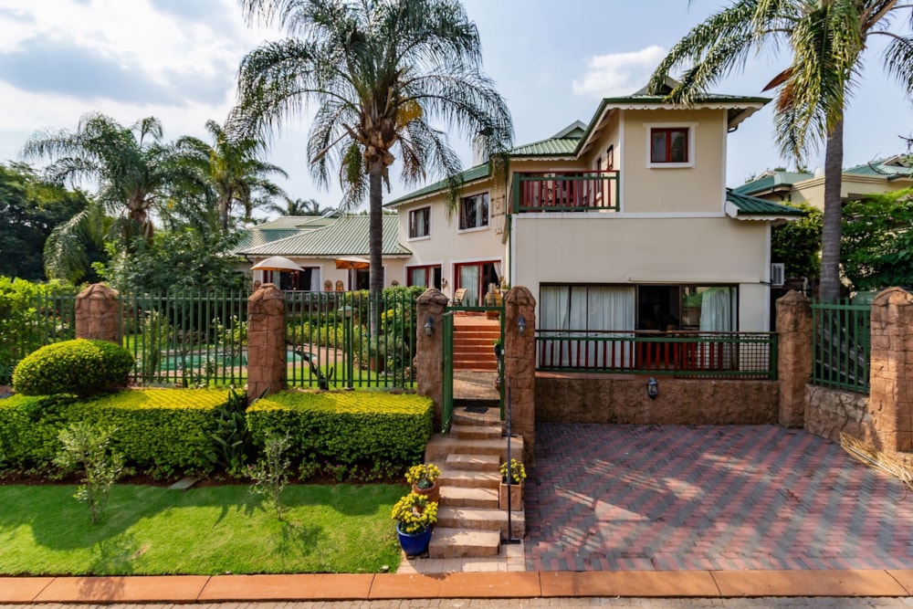 Golf estate house for sale in Caribbean Beach - 1HR1730749 Golf estate house for sale in Caribbean Beach - 1HR1730749