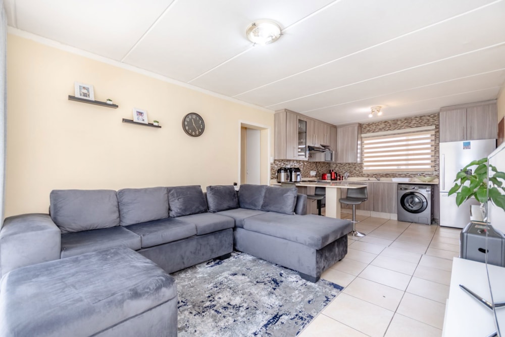 Apartment for sale in Benoni - EN1729894