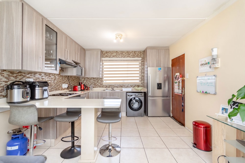 Apartment for sale in Benoni - EN1729894